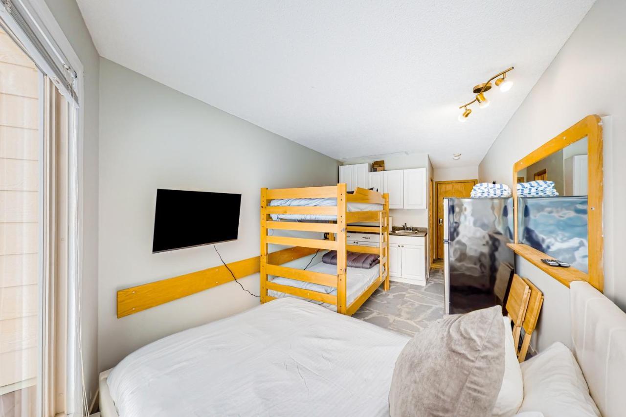Whitefoot Lodge 314 Big White Ski Resort Екстер'єр фото