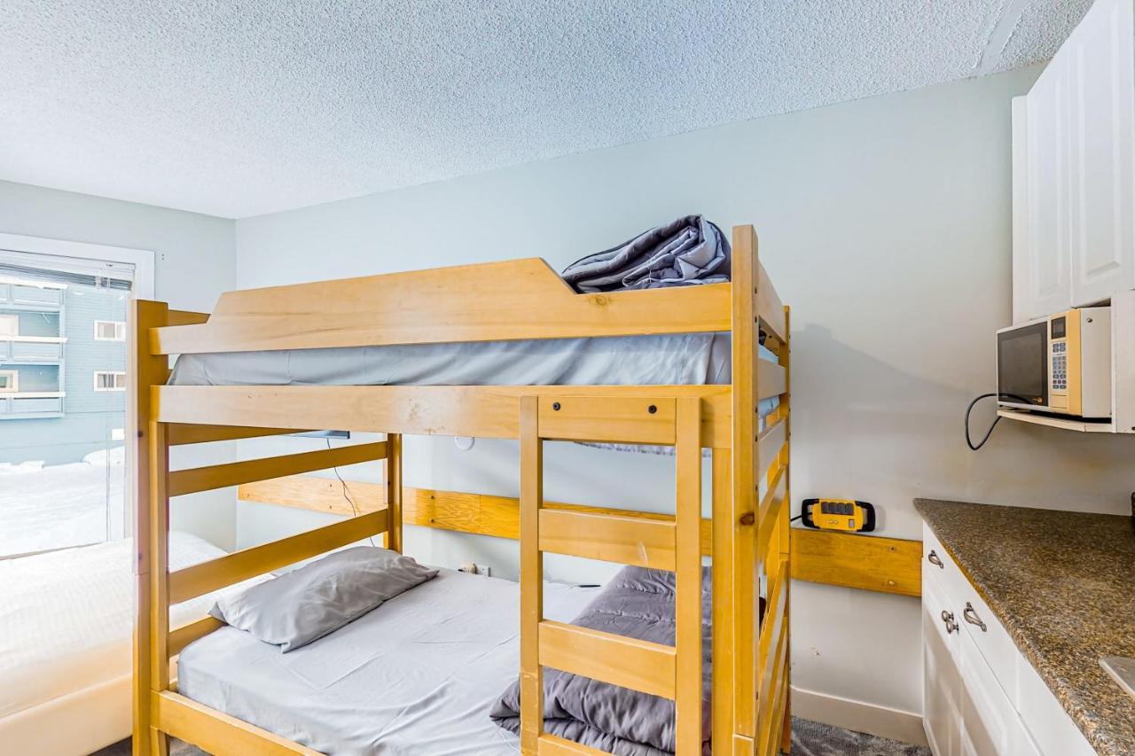 Whitefoot Lodge 314 Big White Ski Resort Екстер'єр фото